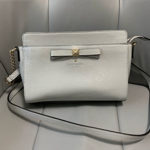 Kate Spade Beacon Court Angelica Crossbody Bag